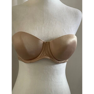 Victoria's Secret Strapless Nude/Beige Smooth Push-Up Bra